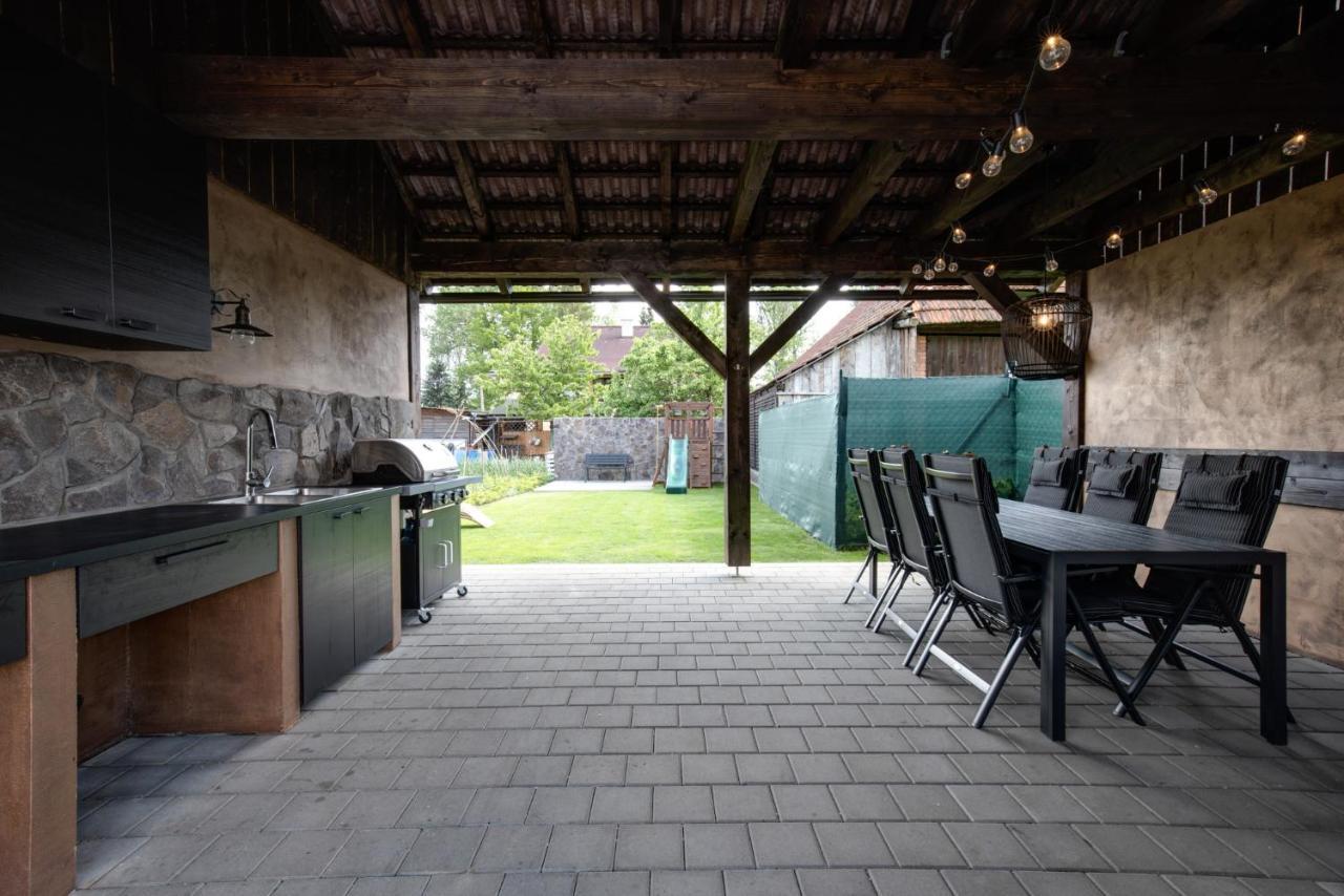 Rodinne Apartmany Alex & Gregor Bešeňová エクステリア 写真